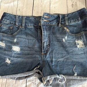 Maurices Distressed Denim Shorts Frayed Hem Rips Blue Jean Juniors Size 11/12